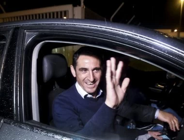 Έφτασε στην Αθήνα ο Μανόλο Χιμένεθ - Υπογράφει άμεσα στην ΑΕΚ! (βίντεο)